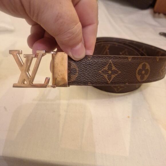 Louis Vuitton Belt 110cm With Box And Bag 44 In. Long 1 And 1/8 In. Wide - Picture 4 of 5